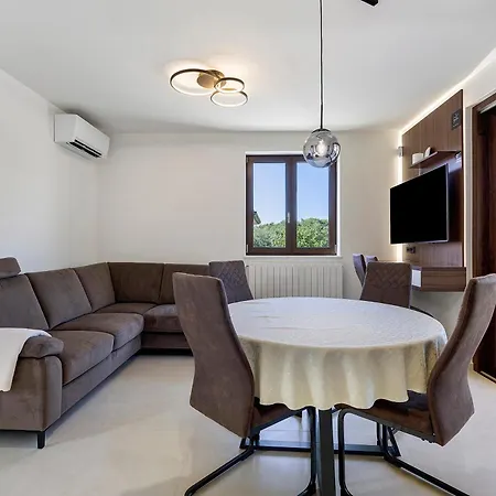 Maslina I Appartement *
