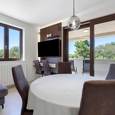 Apartman Maslina I *